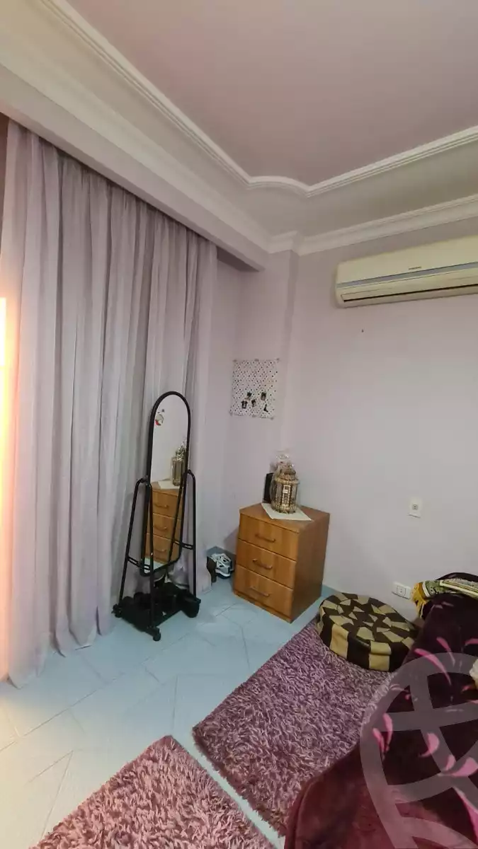 https://aqarmap.com.eg/en/listing/5931143-for-sale-cairo-el-sheikh-zayed-city-compounds-el-yasmeen-compound