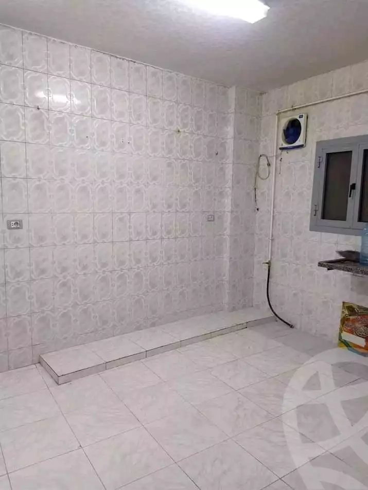 https://aqarmap.com.eg/ar/listing/5932100-for-sale-cairo-helwan-kwrnysh-hlwn