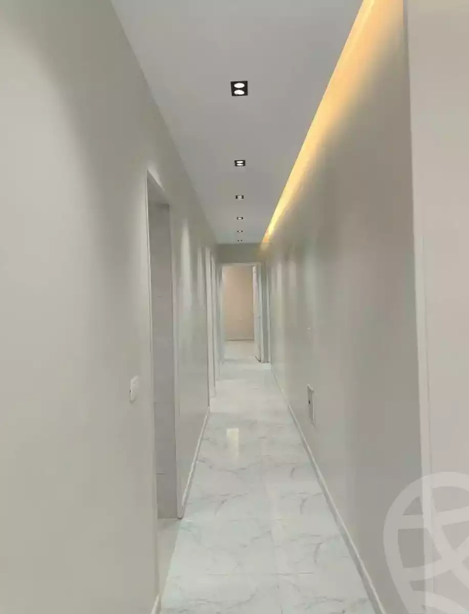 https://aqarmap.com.eg/ar/listing/5933150-for-rent-cairo-mokattam-lhdb-l-ly