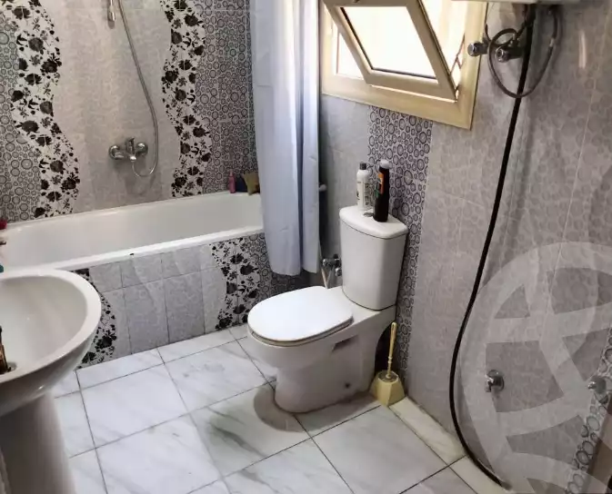 https://aqarmap.com.eg/en/listing/5933294-for-sale-cairo-helwan-helwan-el-sharkeya-ryad-pasha-st