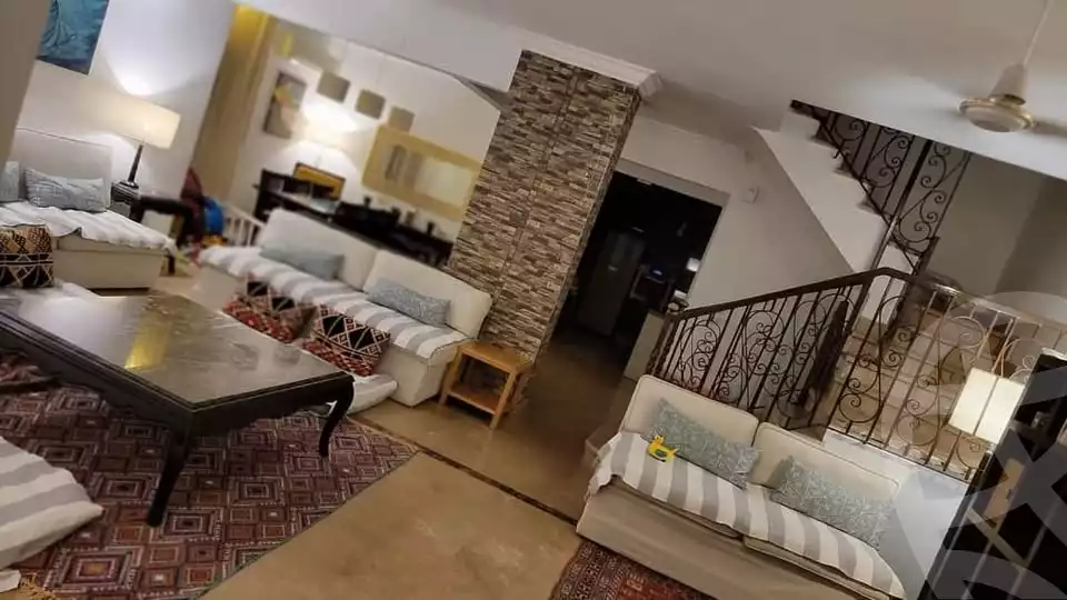 https://aqarmap.com.eg/en/listing/5933515-for-sale-cairo-mokattam-lhdb-l-ly-diplomats-neighborhood -al-ahram-st