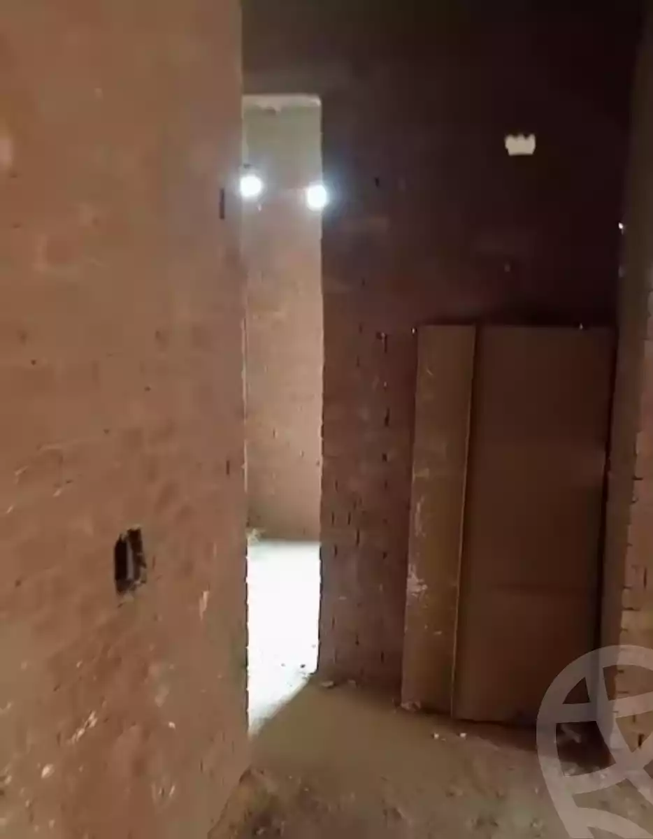 https://aqarmap.com.eg/en/listing/5933962-for-sale-cairo-helwan-hadayek-helwan-el-khashab-canal