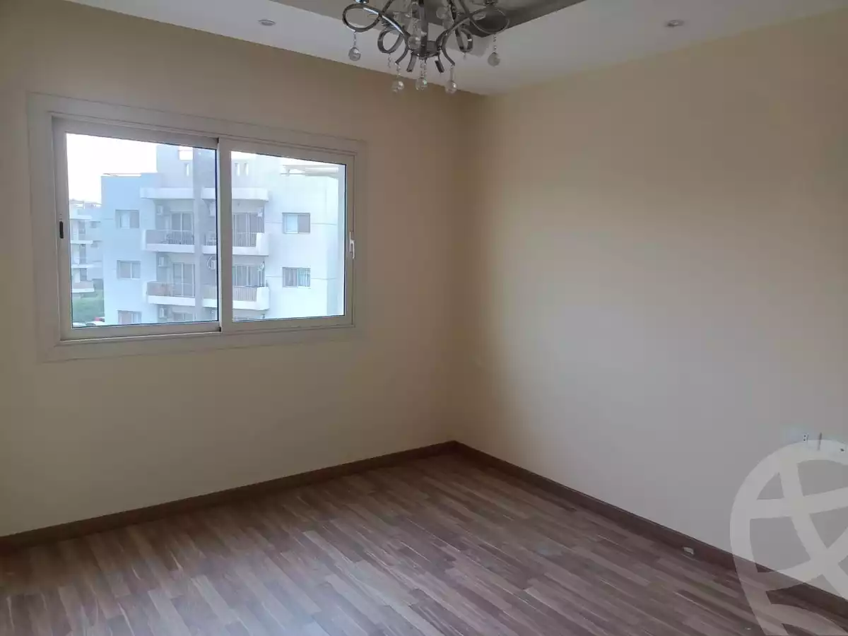 https://aqarmap.com.eg/en/listing/5934677-for-sale-cairo-el-sheikh-zayed-city-compounds-dh-drys