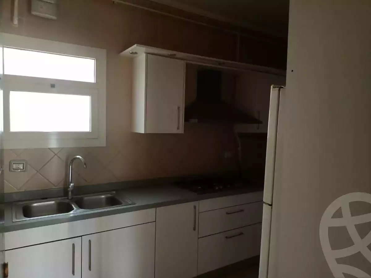 https://aqarmap.com.eg/en/listing/5934677-for-sale-cairo-el-sheikh-zayed-city-compounds-dh-drys