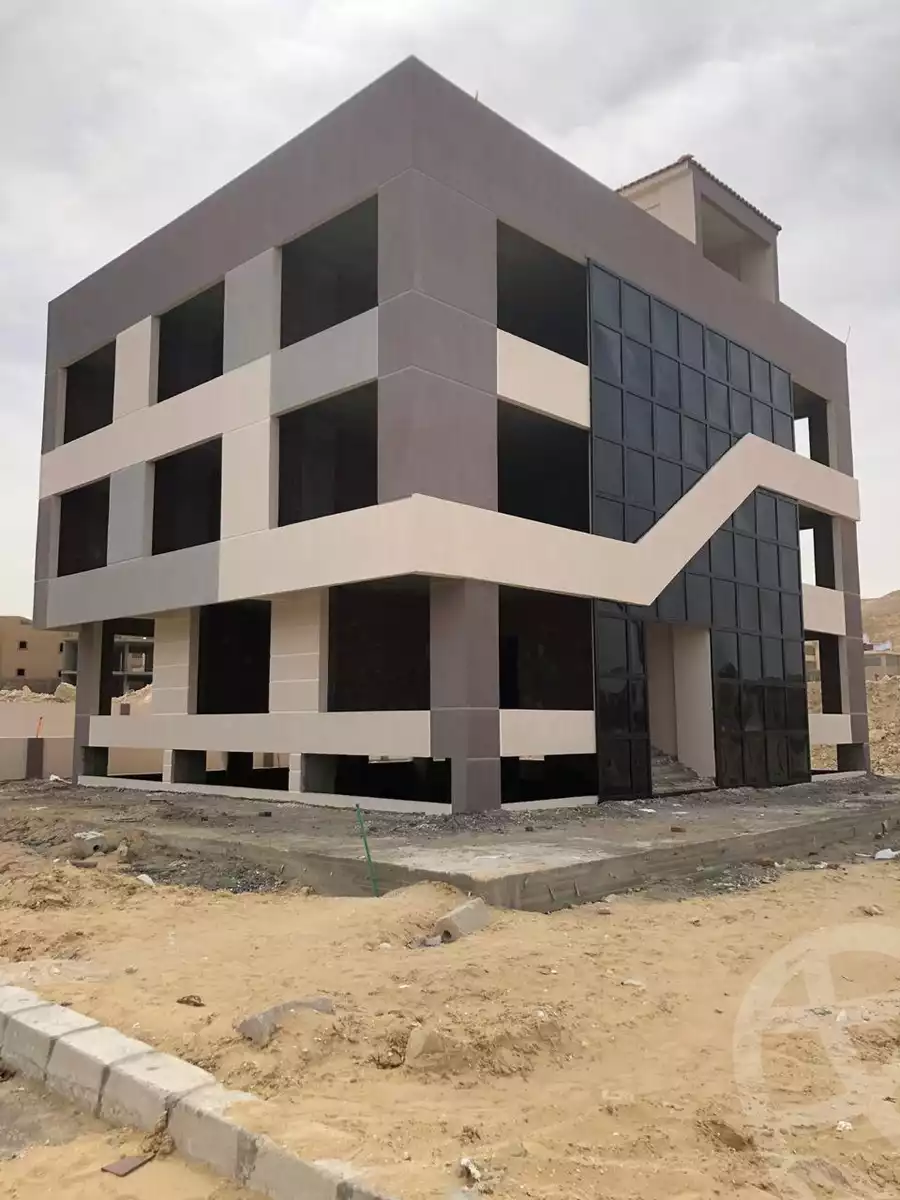 https://aqarmap.com.eg/ar/listing/5934684-for-sale-cairo-6th-of-october-el-wahatt-road