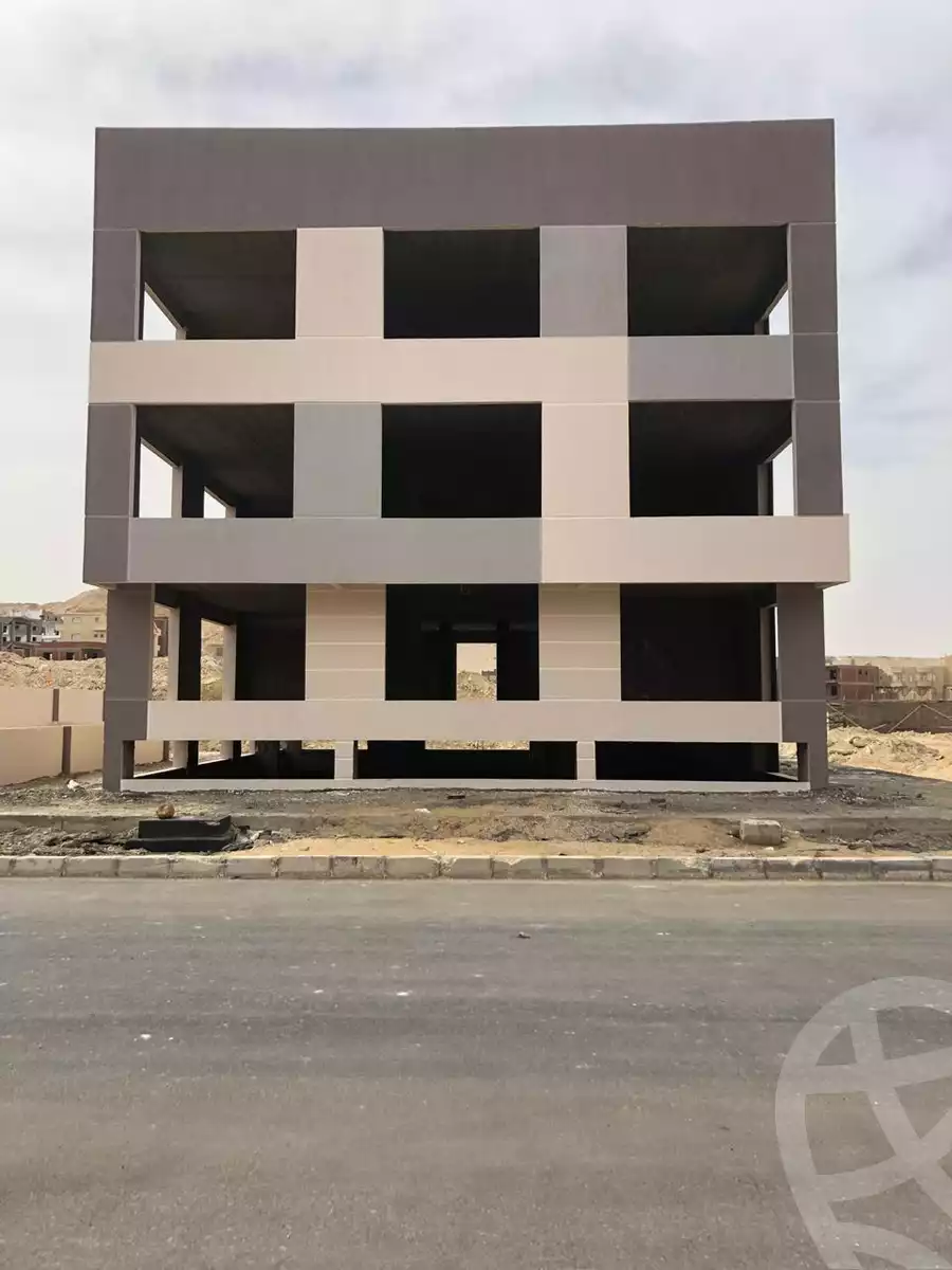 https://aqarmap.com.eg/ar/listing/5934684-for-sale-cairo-6th-of-october-el-wahatt-road