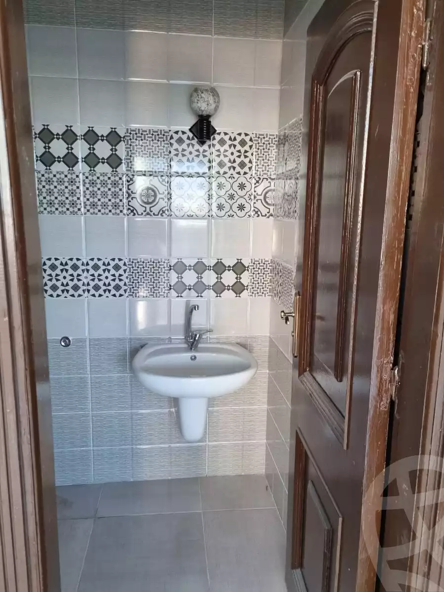 https://aqarmap.com.eg/en/listing/5934824-for-rent-cairo-el-sheikh-zayed-city-compounds-beverly-hills