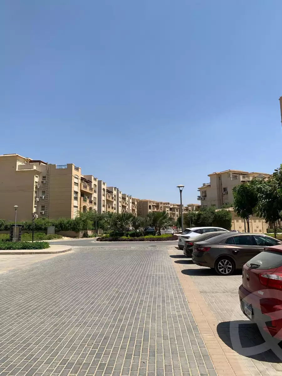 https://aqarmap.com.eg/en/listing/5934807-for-sale-cairo-new-cairo-compounds-stwn-ryzydns-by-ar-y-llttwyr