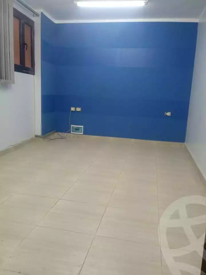 https://aqarmap.com.eg/ar/listing/5935350-for-sale-cairo-helwan-helwan-el-sharkeya-gaafar-st