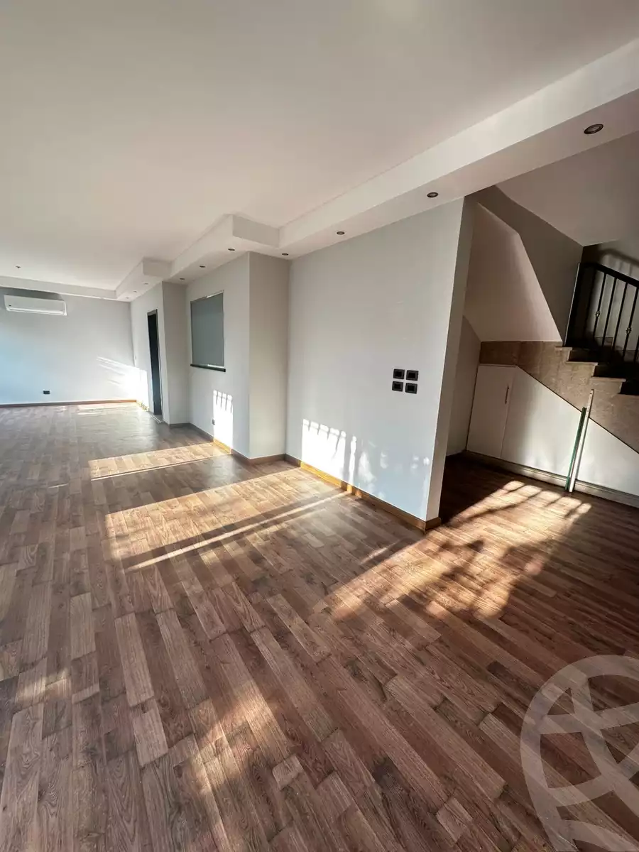 https://aqarmap.com.eg/en/listing/5935456-for-rent-cairo-el-sheikh-zayed-city-compounds-kmbwnd-wyst-twn-swdyk