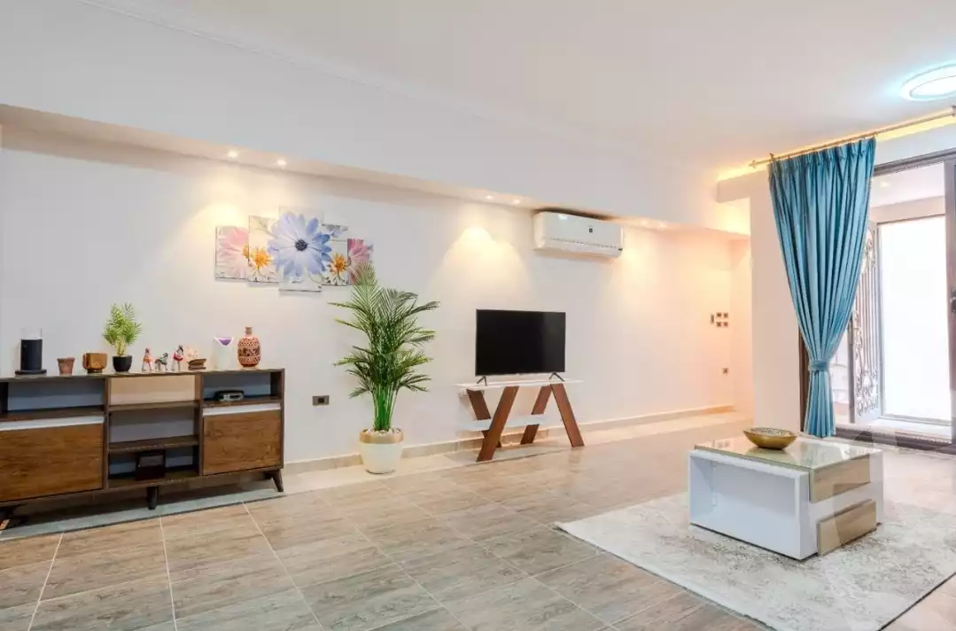 https://aqarmap.com.eg/en/listing/5935807-for-rent-cairo-el-sheikh-zayed-city-el-hay-elthamen-area-2