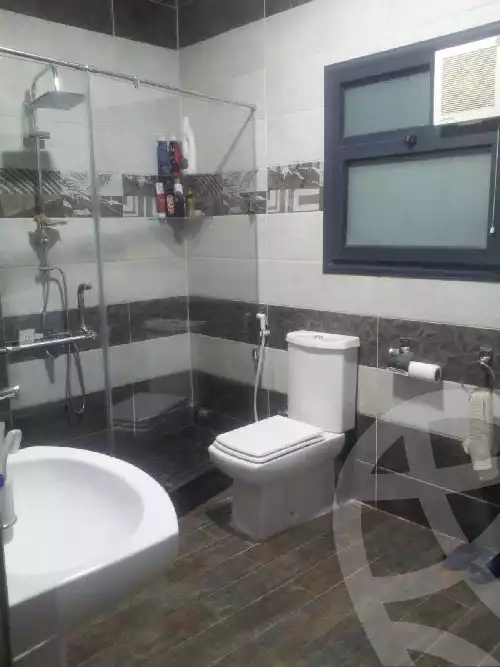 https://aqarmap.com.eg/ar/listing/5935884-for-sale-sharqia-zagazig-zagazig-city-ghasham-rd