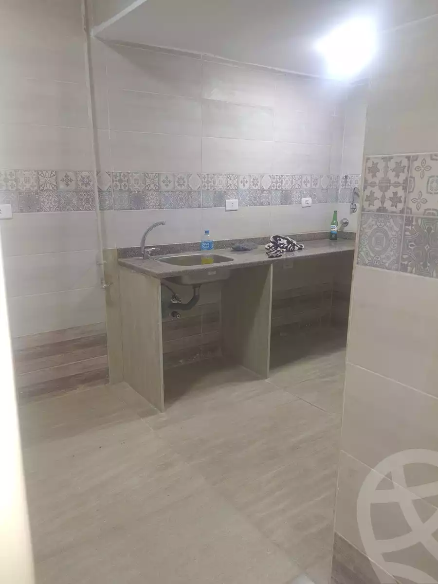 https://aqarmap.com.eg/ar/listing/5935990-for-rent-cairo-mokattam-lhdb-l-ly-shareaa-9