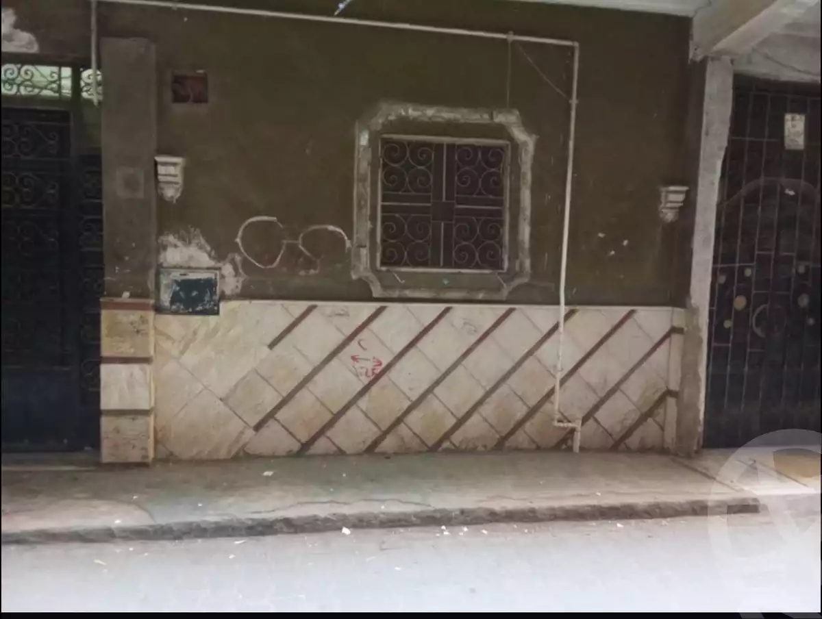 https://aqarmap.com.eg/ar/listing/5936500-for-sale-cairo-faisal-kafr-tohormos-queen-nazli-st