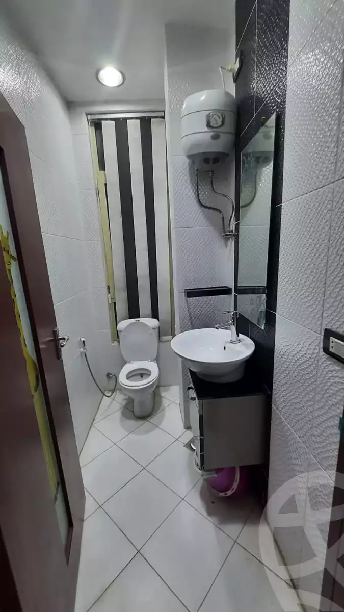 https://aqarmap.com.eg/en/listing/5937007-for-sale-cairo-el-sheikh-zayed-city-el-hay-elthany-lrwd