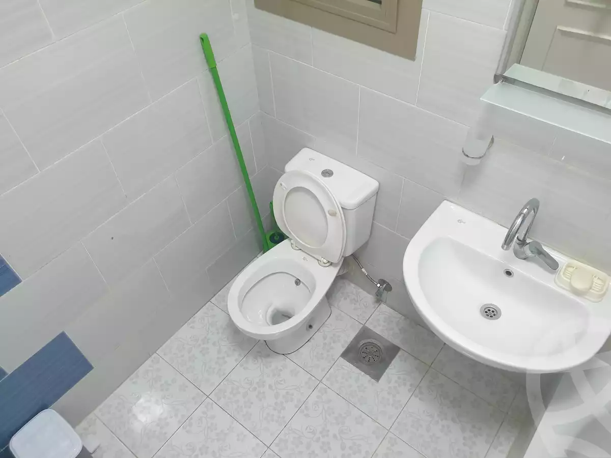 https://aqarmap.com.eg/ar/listing/5937597-for-rent-alexandria-bolekly-wnjdt