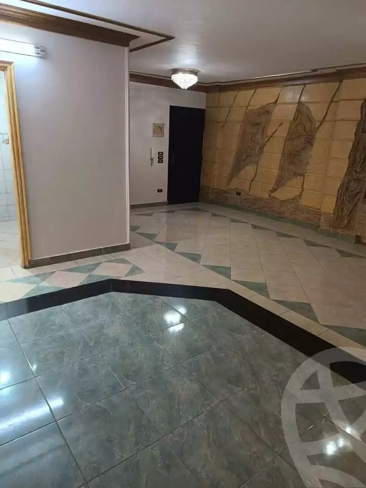 https://aqarmap.com.eg/en/listing/5938577-for-rent-cairo-mokattam-lhdb-l-ly