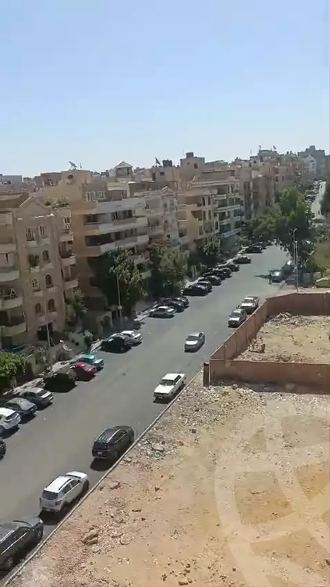 https://aqarmap.com.eg/en/listing/5938733-for-sale-cairo-mokattam-lhdb-l-ly-street-83