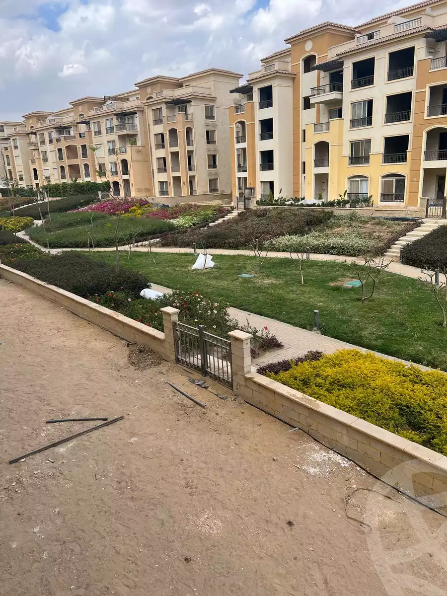 https://aqarmap.com.eg/en/listing/5939318-for-sale-cairo-new-cairo-compounds-stwn-ryzydns-by-ar-y-llttwyr