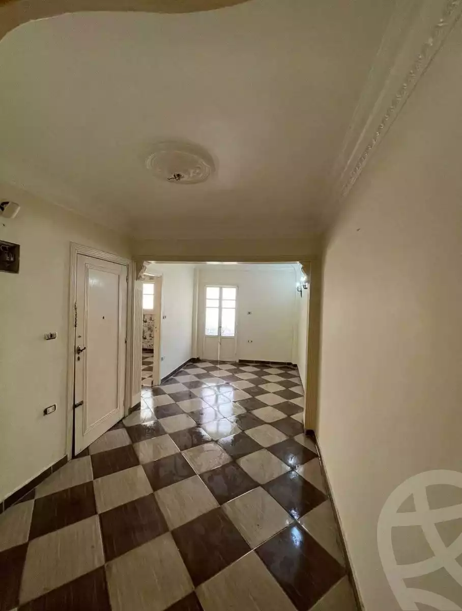 https://aqarmap.com.eg/en/listing/5939519-for-sale-alexandria-el-asafra-shr-45