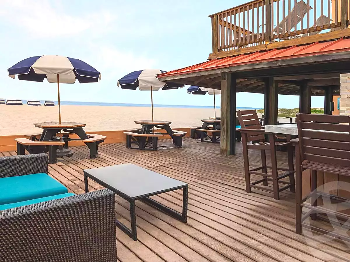 https://aqarmap.com.eg/en/listing/2937171-projects-dolphin-beach-resort