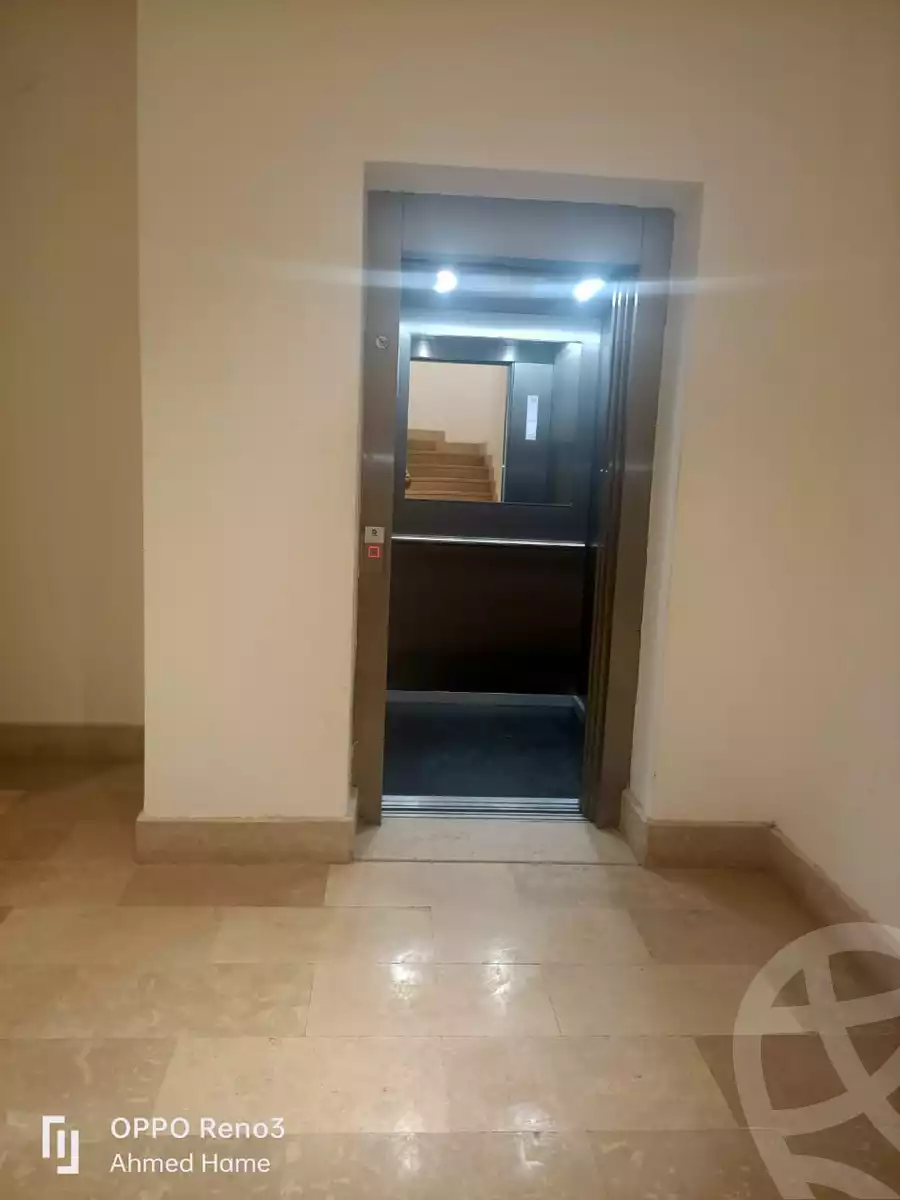 https://aqarmap.com.eg/en/listing/5939564-for-sale-cairo-el-sheikh-zayed-city-compounds-beverly-hills
