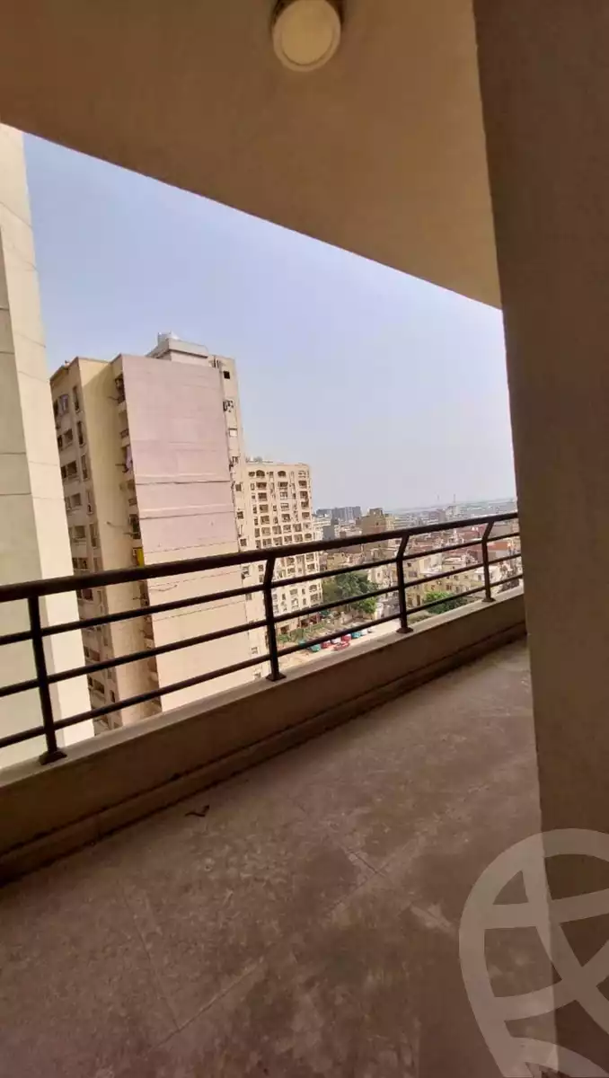 https://aqarmap.com.eg/ar/listing/5940013-for-rent-alexandria-moharram-bey-kanal-al-mahmoudeya-al-bahri-st