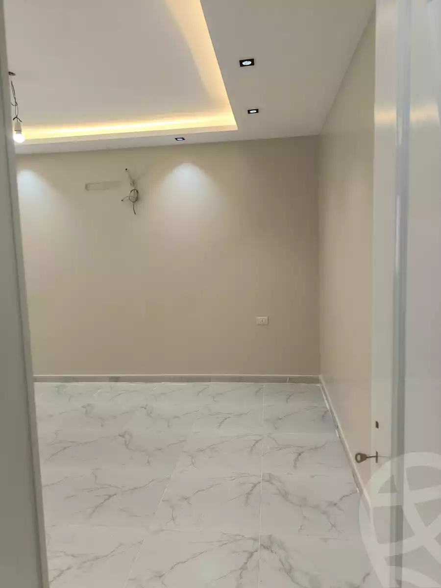 https://aqarmap.com.eg/ar/listing/5940726-for-rent-cairo-mokattam-lhdb-l-ly