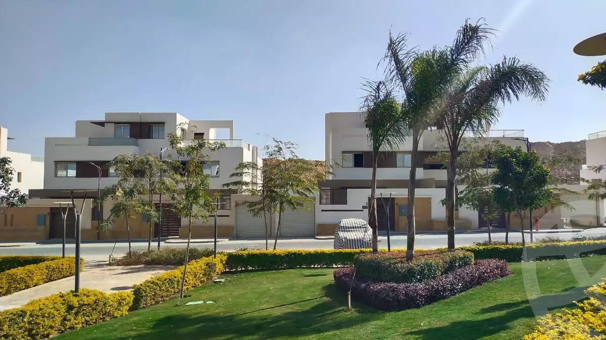 https://aqarmap.com.eg/en/listing/5941175-for-sale-cairo-6th-of-october-compounds-upville