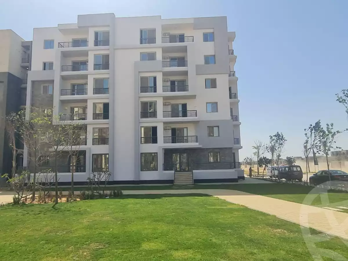 https://aqarmap.com.eg/en/listing/5941385-for-sale-cairo-el-sheikh-zayed-city-lshykh-zyd-ljdyd-west-view-residence-hdp