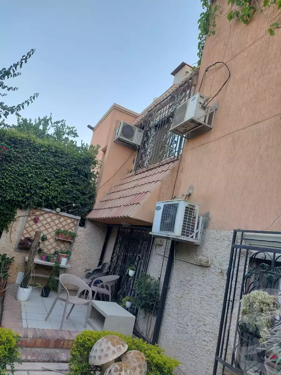 https://aqarmap.com.eg/en/listing/5945483-for-sale-cairo-new-cairo-lrhb-city-mtdd-lrhb-phase-9