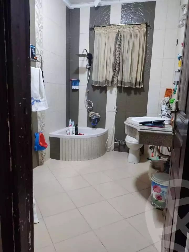 https://aqarmap.com.eg/ar/listing/5946086-for-sale-cairo-mokattam-el-hadabah-el-wosta-el-mantaqa-el-rabaa