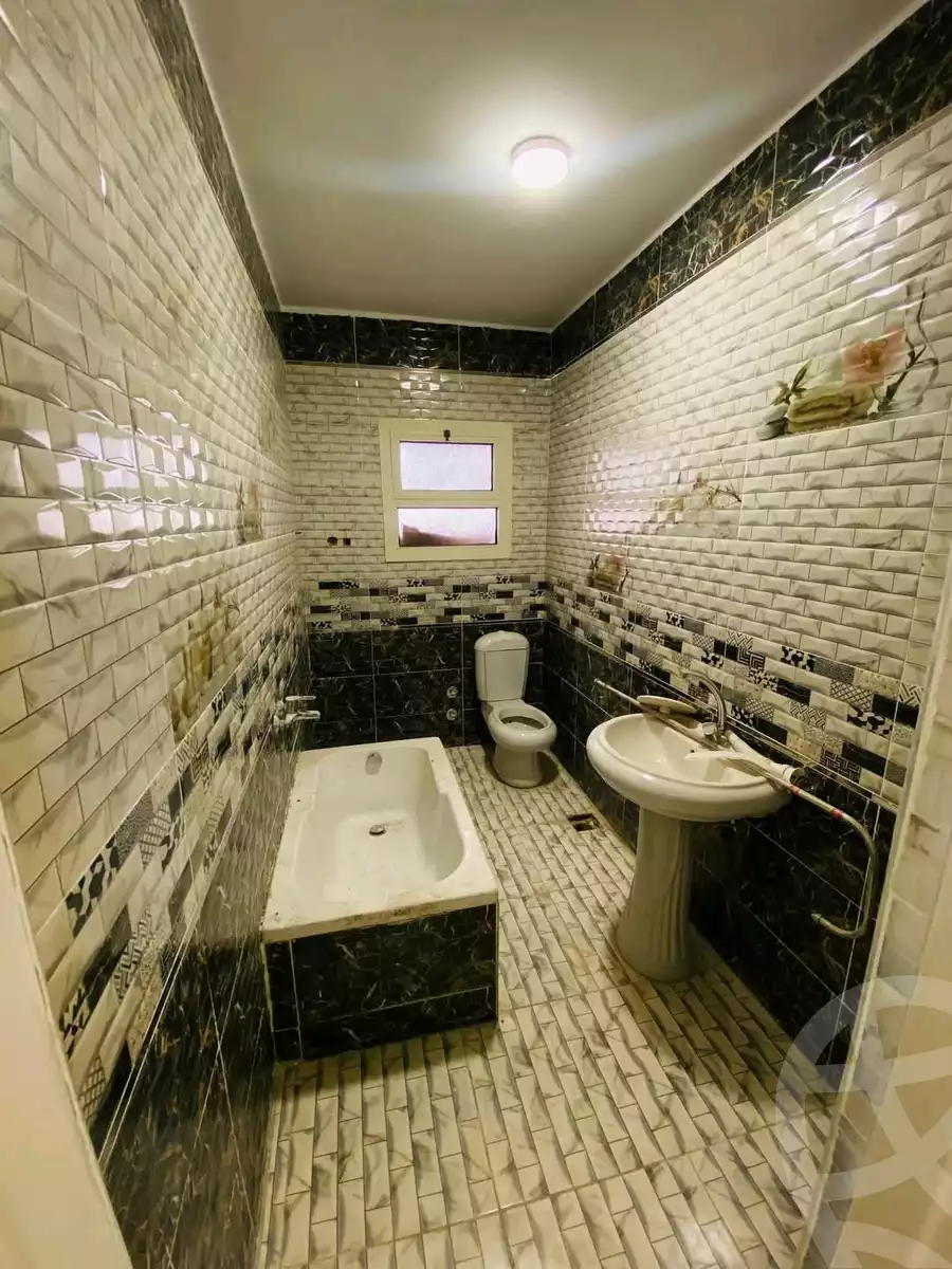 https://aqarmap.com.eg/en/listing/5948691-for-sale-alexandria-l-jmy-lbytsh-el-hanafeya-st