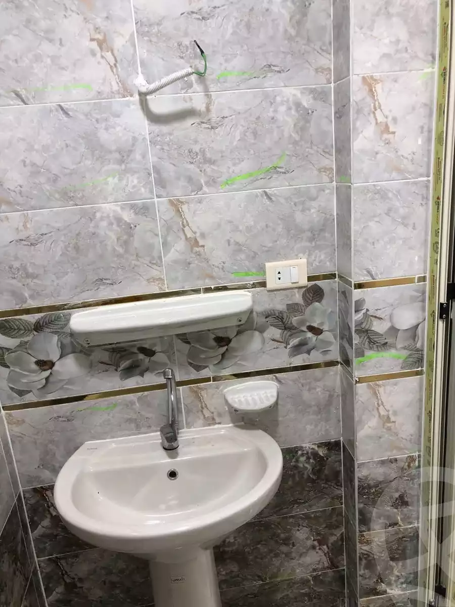 https://aqarmap.com.eg/en/listing/5949704-for-rent-alexandria-l-jmy-el-kilo-21