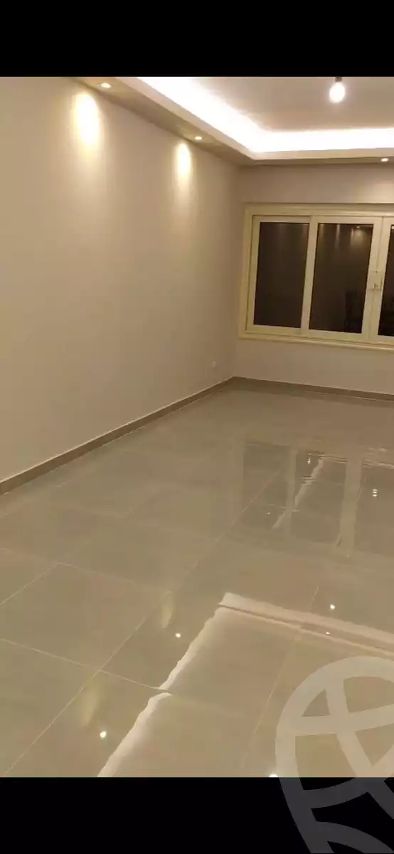 https://aqarmap.com.eg/ar/listing/5949975-for-sale-cairo-mokattam-lhdb-l-ly-shareaa-9