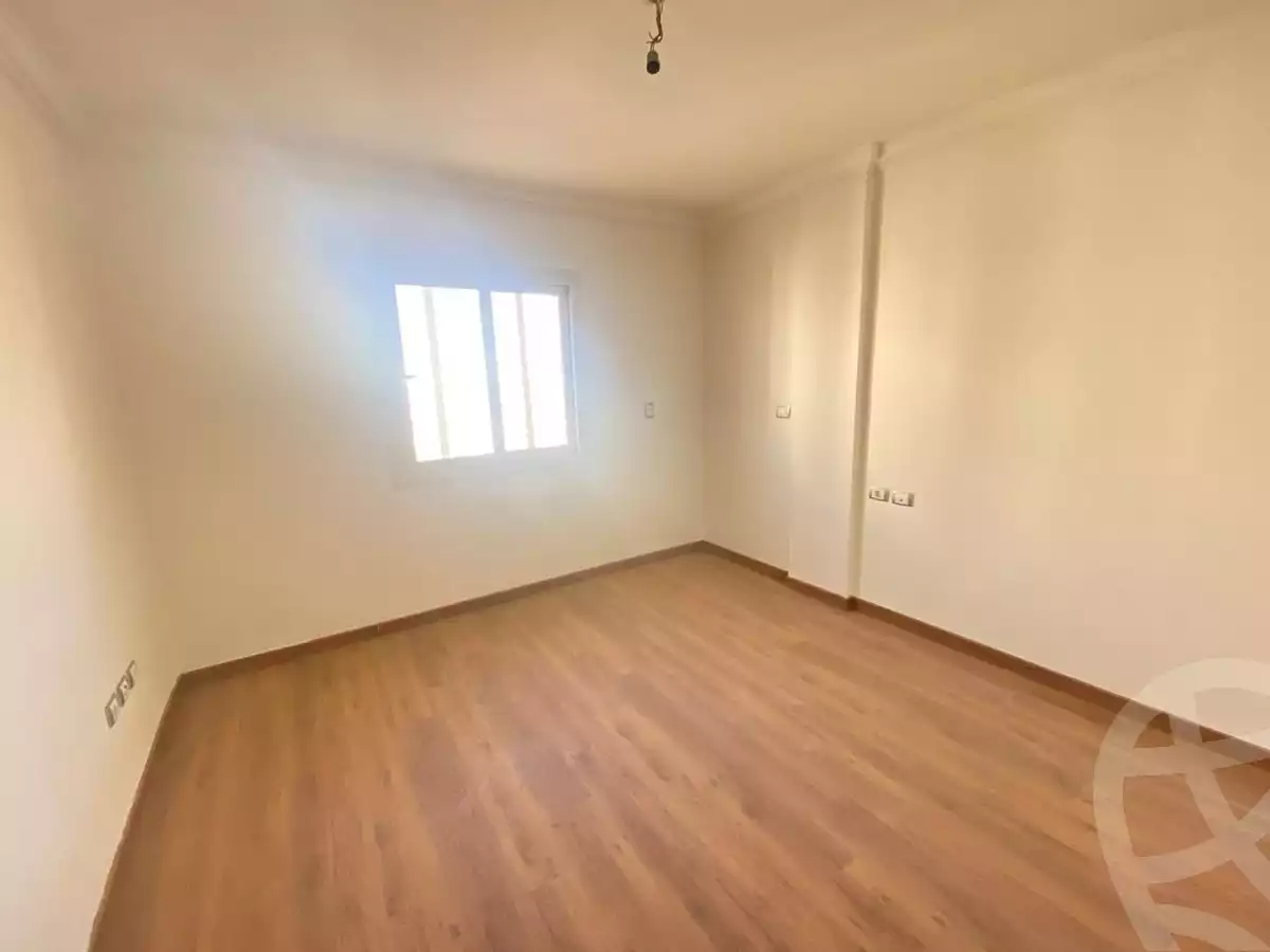 https://aqarmap.com.eg/ar/listing/5950206-for-rent-cairo-new-cairo-compounds-jyd