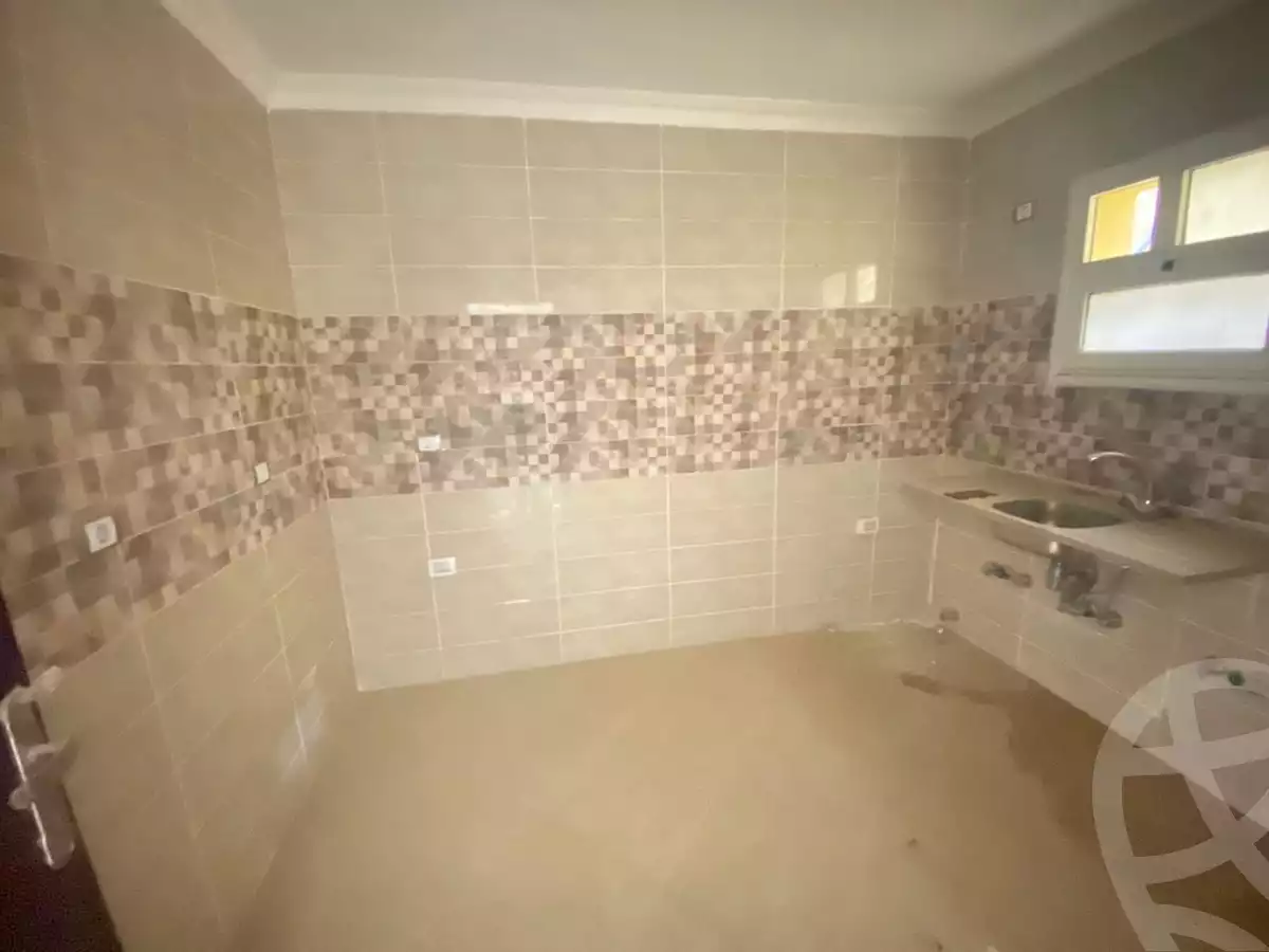 https://aqarmap.com.eg/ar/listing/5950206-for-rent-cairo-new-cairo-compounds-jyd