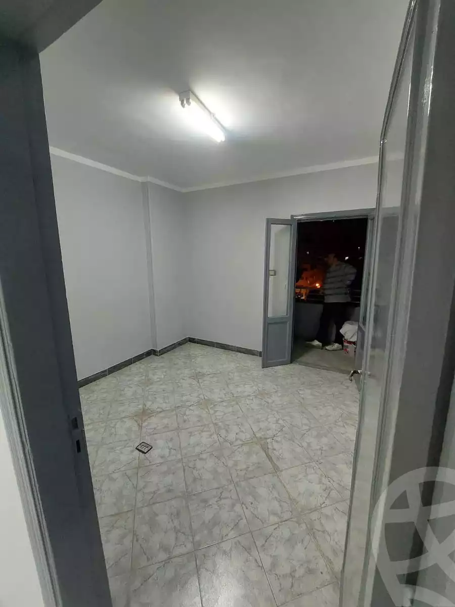 https://aqarmap.com.eg/ar/listing/5950387-for-sale-cairo-helwan-mnshy-yn-hlwn-mansour-st