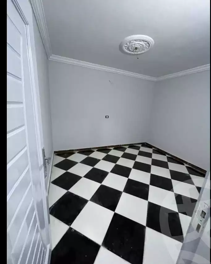 https://aqarmap.com.eg/ar/listing/5950549-for-sale-cairo-helwan-hadayek-helwan-el-eshrein-st
