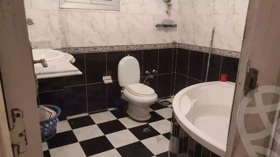 https://aqarmap.com.eg/ar/listing/5951901-for-sale-alexandria-l-jmy-lbytsh-al-kawakeb-st