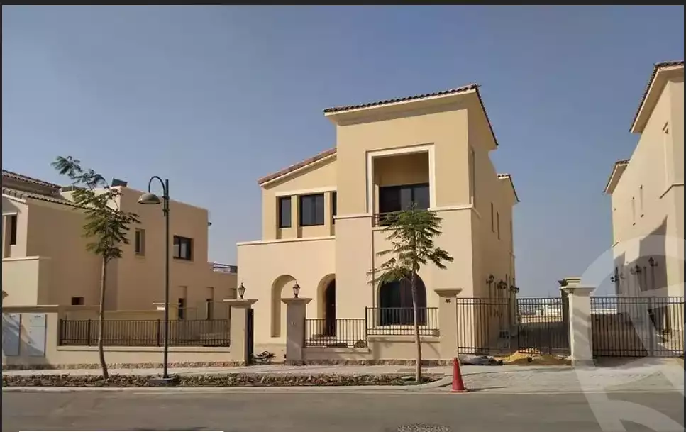 https://aqarmap.com.eg/en/listing/5953045-for-rent-cairo-mokattam-compounds-uptown-cairo