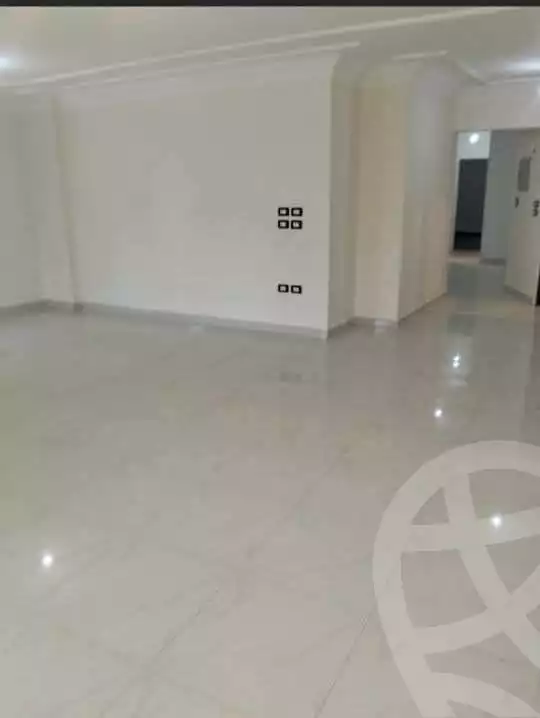 https://aqarmap.com.eg/en/listing/5954105-for-rent-cairo-mokattam-lhdb-l-ly-shareaa-9