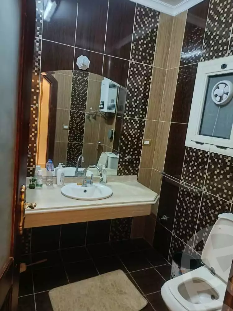 https://aqarmap.com.eg/ar/listing/5954523-for-rent-cairo-mokattam-lhdb-l-ly