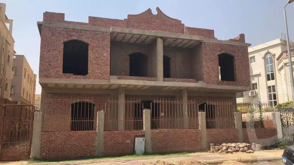 https://aqarmap.com.eg/en/listing/5955369-for-sale-cairo-new-cairo-ganob-el-akadamiya-south-academy-a-zaid-ebn-haretha-st