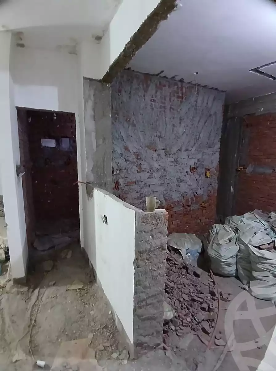 https://aqarmap.com.eg/en/listing/5955960-for-sale-qalyubia-shubra-el-khaima-shubra-el-khaima-city-ismailia-canal-st