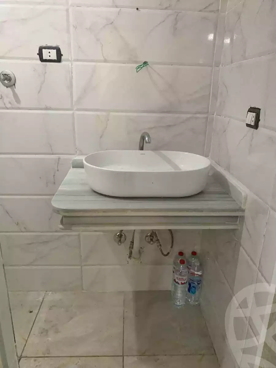 https://aqarmap.com.eg/en/listing/5955970-for-sale-alexandria-rs-ltyn