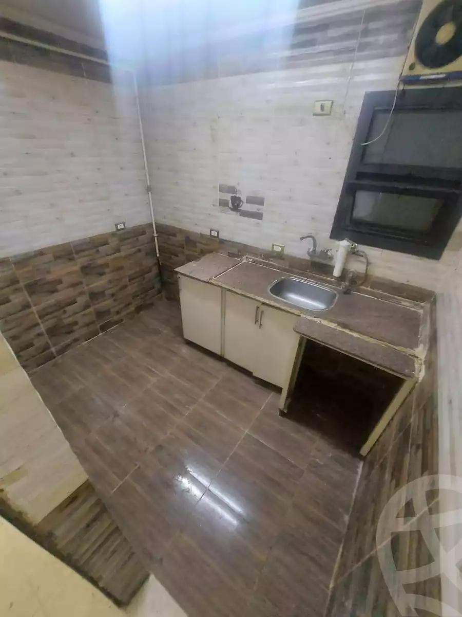 https://aqarmap.com.eg/en/listing/5956139-for-sale-cairo-helwan-helwan-el-sharkeya-mostafa-safwat-st