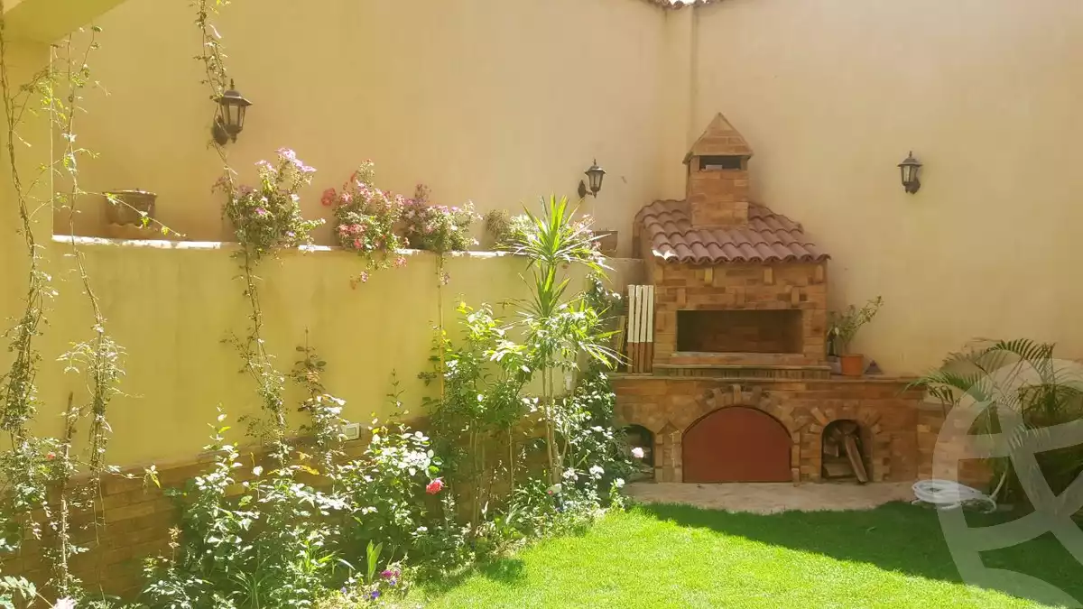 https://aqarmap.com.eg/en/listing/5956237-for-sale-cairo-new-cairo-ganob-el-akadamiya-south-academy-h-amr-ibn-el-ass-st