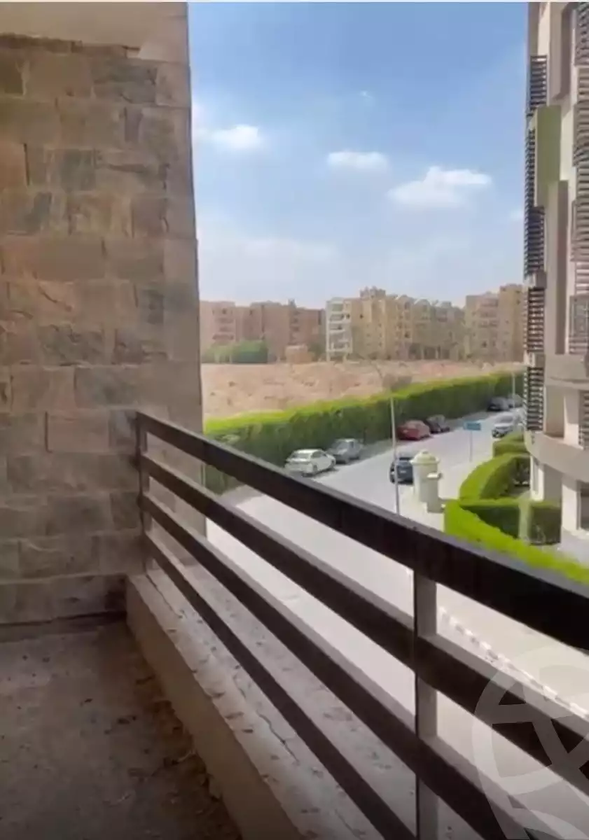 https://aqarmap.com.eg/en/listing/5960655-for-sale-cairo-6th-of-october-hadaeq-october-kmbwnd-fy-hdyq-ktwbr-kenz