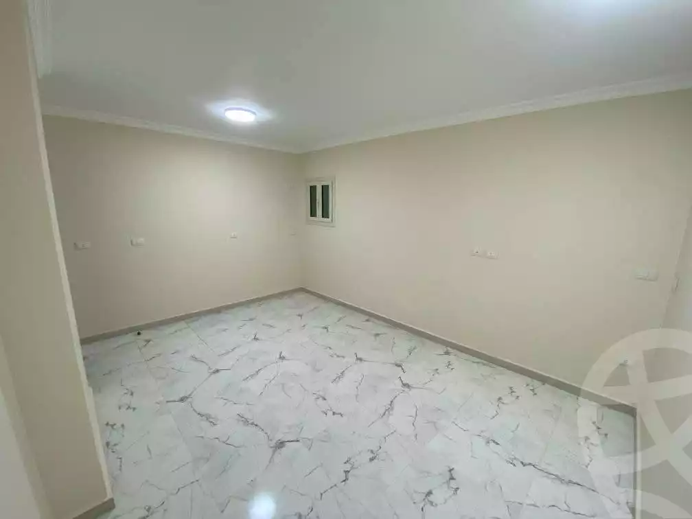 https://aqarmap.com.eg/en/listing/5961145-for-sale-cairo-helwan-helwan-el-sharkeya-mostafa-safwat-st